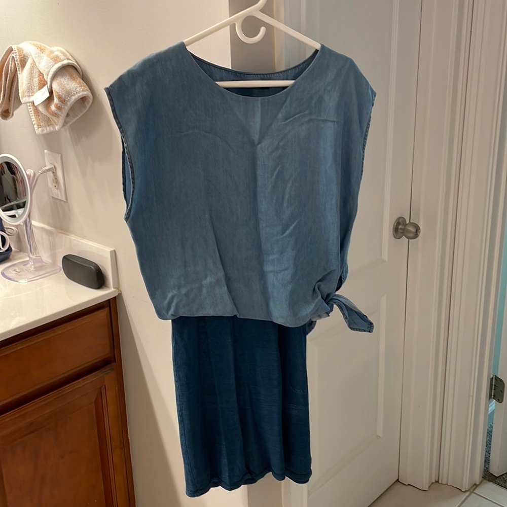 Adorable Dress, soft material with tie waist